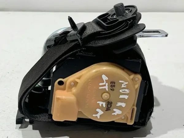Centura de siguranta stanga fata 95352272L Opel Mokka (2012-2016)