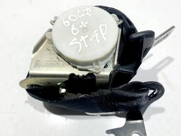 Centura de siguranta stanga spate 5M0857805 Volkswagen Golf 5 Plus (2004-2008)