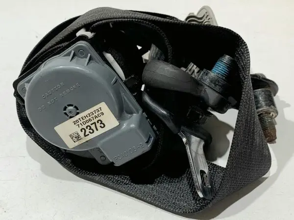 Centura de siguranta stanga spate 95182373 Chevrolet Captiva facelift (2010-2014)