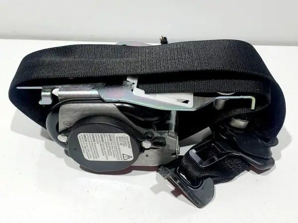 Centura de siguranta stanga spate A1668603185 Mercedes ML (06.2011-> [w166]