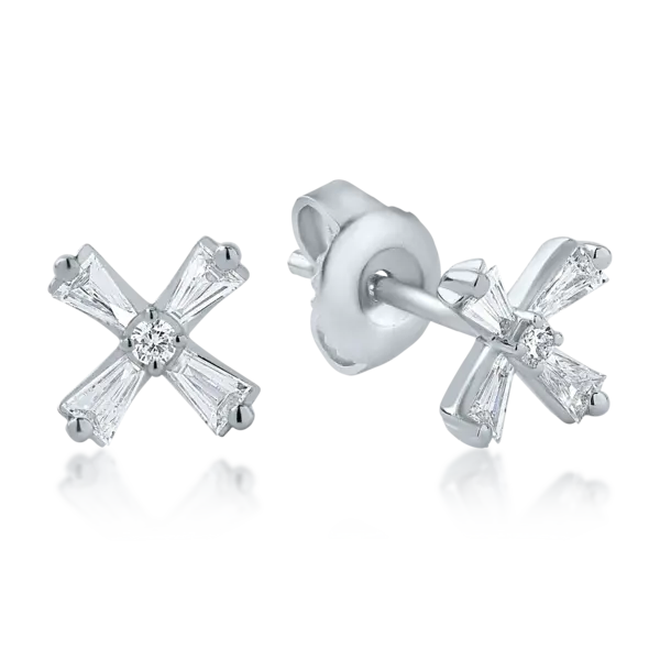Cercei din aur alb cu diamante baguette si rotunde de 0.26ct