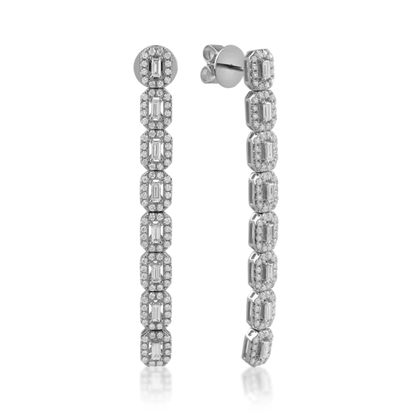Cercei din aur alb cu diamante baguette si rotunde de 1.57ct