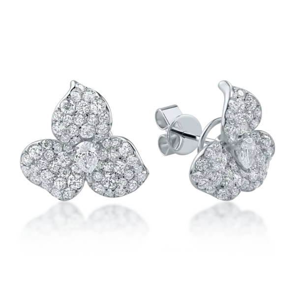 Cercei din aur alb cu diamante pear si round de 2.66ct