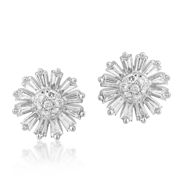 Cercei florali din aur alb cu diamante de 0.6ct