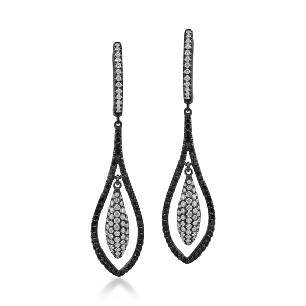 Cercei lungi din aur alb negru cu diamante negre de 0.5ct si diamante incolore de 0.5ct