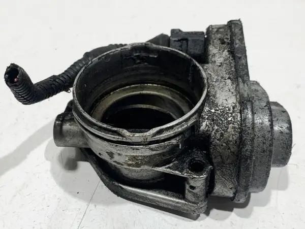 Clapeta acceleratie 038128063M Volkswagen Touran (2003-2006) 2.0 tdi; 1.9 tdi BKD; AZV; BXE