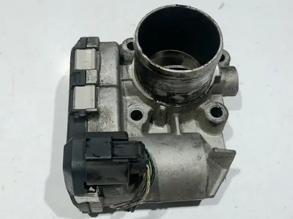 Clapeta acceleratie 8200330810E Nissan X-Trail (2007-2010) [T31] 2.0 dci M9R (802)