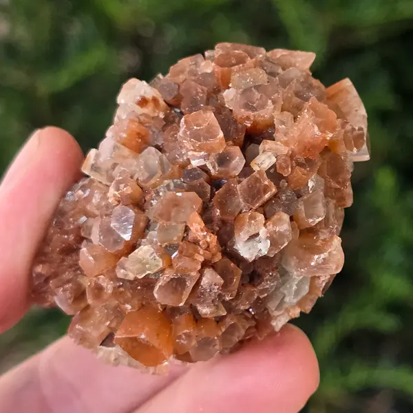 Cluster cristal aragonit din Maroc model L4