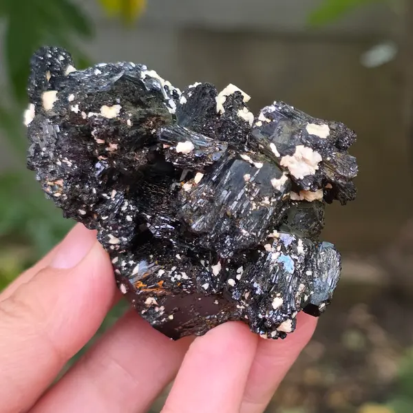 Cluster turmalina neagra model 2 din Erongo, Namibia
