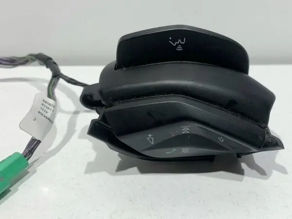Comenzi butoane volan AM5T-14K147-DB Ford Focus 3 (2011-2015)