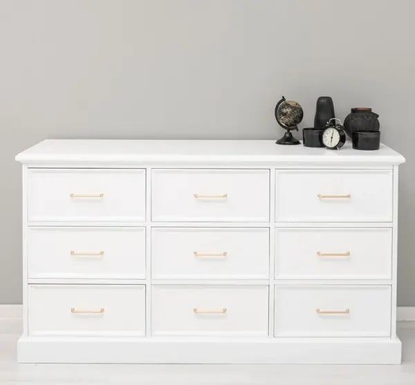 Comoda cu 9 sertare cu sine dimensiuni 160x50x90 - Culoare_P004 - VOPSIT cu finisaj Vopsit