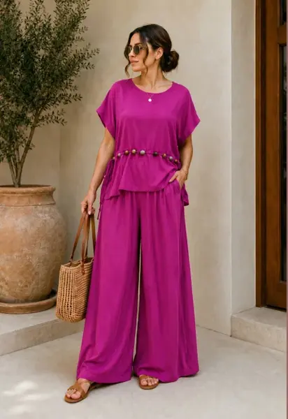 Compleu dama din vascoza cu pantaloni palazzo si bluza lejera cu margele, magenta