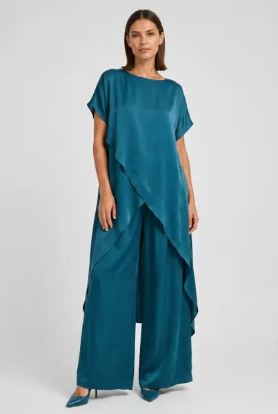 Compleu dama elegant din vascoza cu tunica asimetrica si pantaloni palazzo, turcoaz inchis