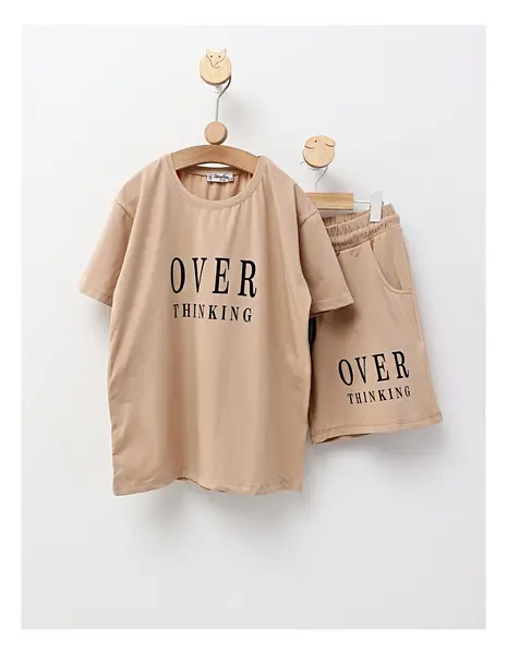 Compleu de vara, Over Thinking, bej