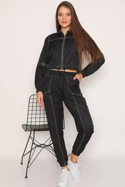 Compleu sport Intense Stripes pantaloni si bluza