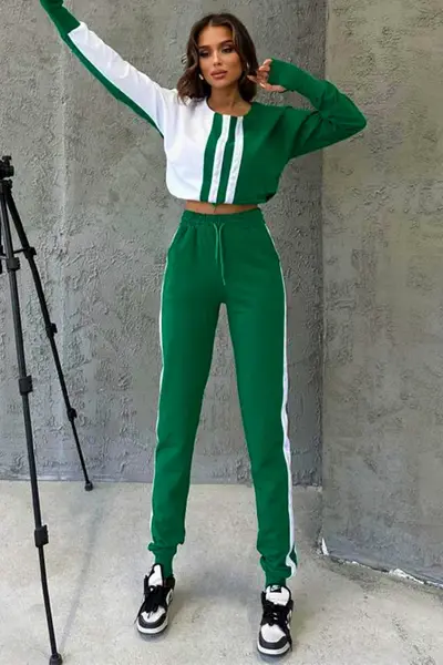 Compleu sport One Balance, bluza cu manseta tip manusa, snur in talie si pantaloni cu banda elastica, Verde