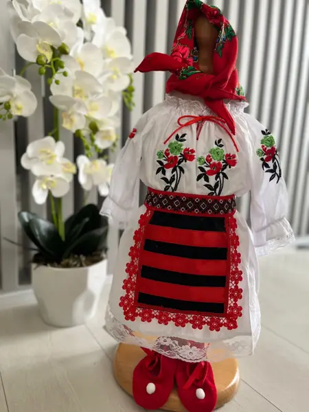 Compleu traditional Aglaia 2