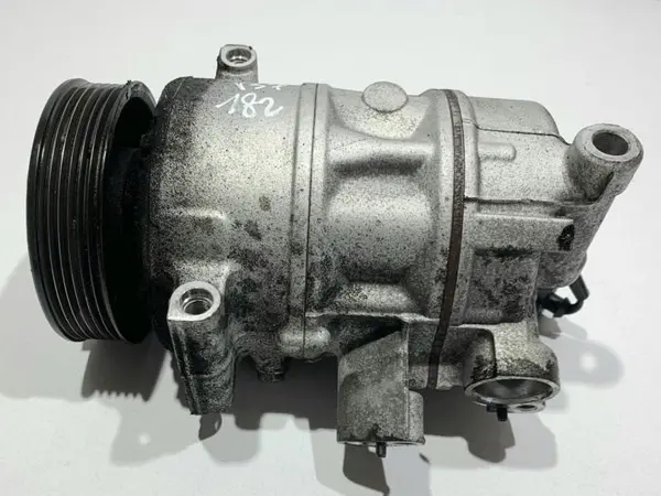 Compresor clima 5K0820803 Audi A3 facelift (2008-2013) [8P1] 2.0 tdi CFFB