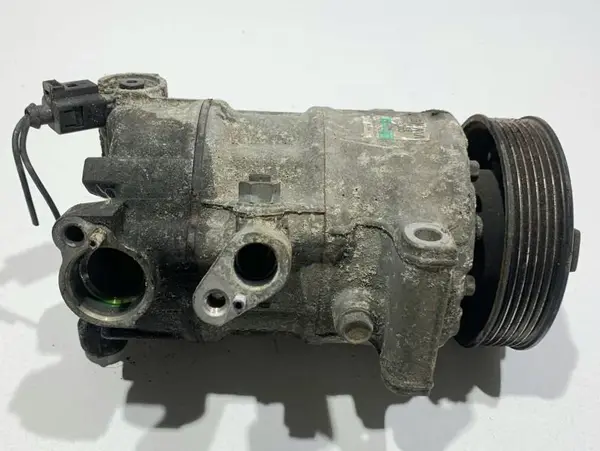 Compresor clima 5N0820803 Volkswagen Golf 6 plus (2009-2014) 2.0 tdi CBAB