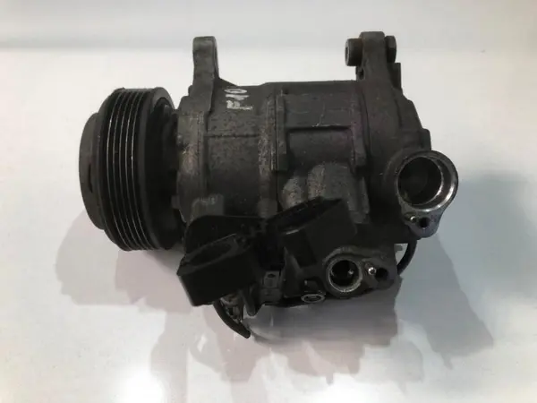 Compresor clima 9225703 BMW Seria 1 (2010-2015) [F20] 2.0d