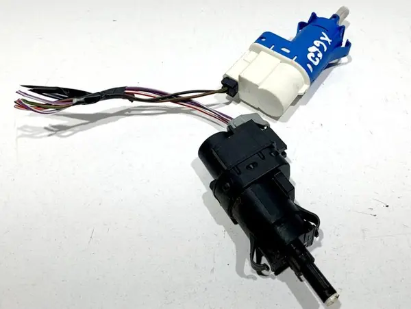 Comutator stop frana (pedala) 3M5T-13480-AC Ford Focus 2 facelift (2008-2010)