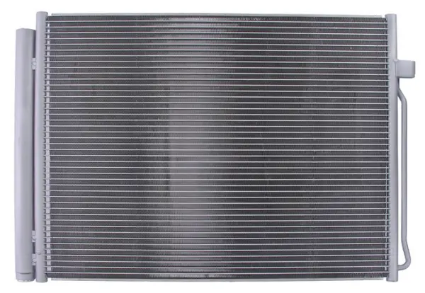 Condensator climatizare potrivit (cu uscator) BMW X5 07 -