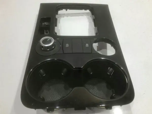 Consola centrala cu suport pahare 7P1863216 Volkswagen Touareg 2 (2010-2015) [7P]