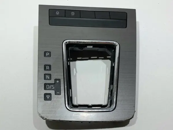 Consola centrala Skoda Octavia 3 (2013-2017 )