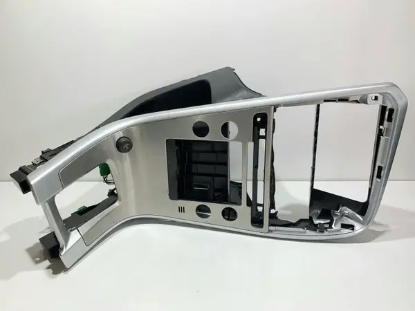 Consola centrala Volvo XC60 (2008-2013)