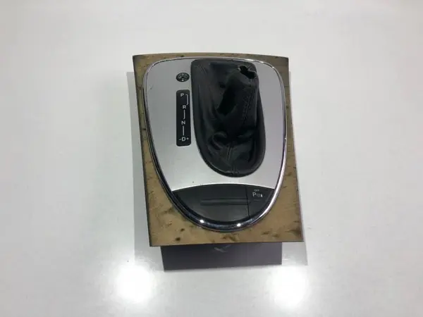 Consola timonerie cu buton senzor de parcare 2118216958 Mercedes CLS (2004-2010) [C219] w219
