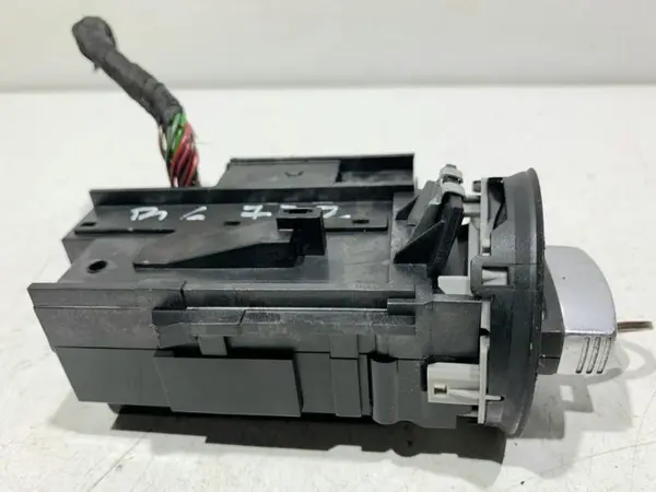 Contact pornire cu cheie 3C0905843R Volkswagen Passat B6 3C (2005-2010)