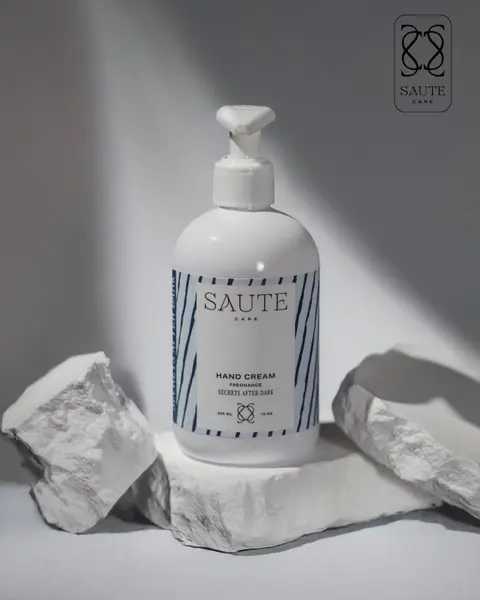 Crema de maini Saute Care Secrets After Dark 300ml