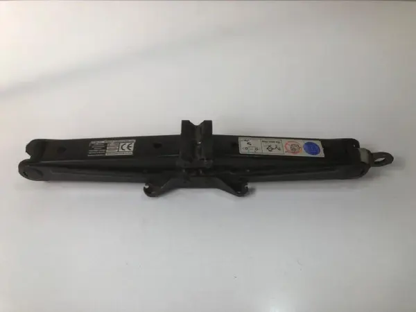Cric 51776309 Alfa Romeo 159 (2005-2011)