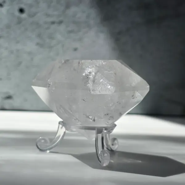 Cuart forma diamant calitate extra, cristal de stanca/cuart incolor m5