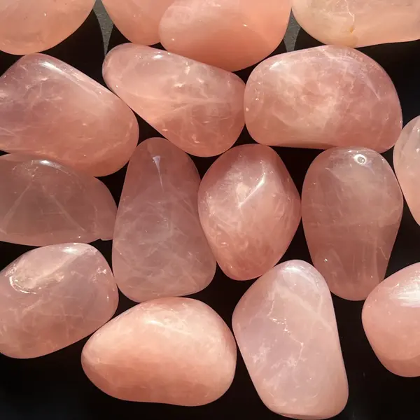 Cuart roz piatra rulata mini Namibia