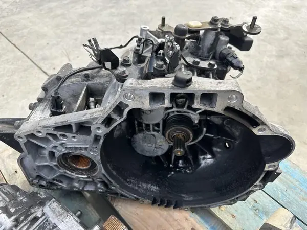 Cutie de viteze manuala 4x4 43000-38070 Hyundai Santa Fe 2 (2006-2012) 2.2 crdi D4EB