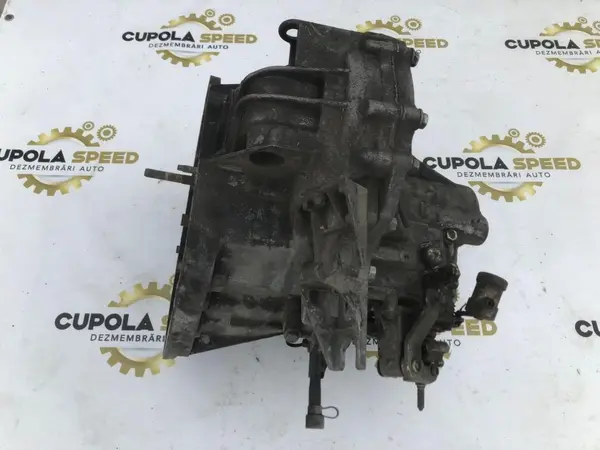 Cutie de viteze manuala 6 trepte 8200156391 Renault Megane 2 (2003-2008) 1.9 dci f9q