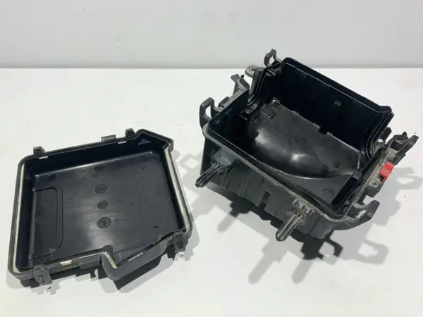 Cutie panou / tablou sigurante 284C40002R Renault Scenic 3 facelift 2 (2013-2016)