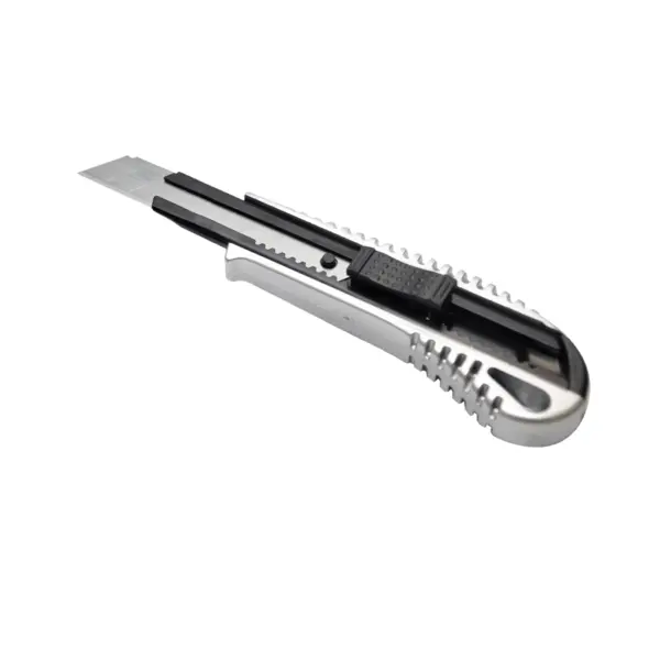 Cutter mare din plastic cu lama otel latime lama 1.8 cm Cutter mare din plastic cu lama otel latime lama 1.8 cm