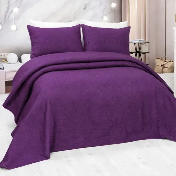 Cuvertura matlasata ultralux, mov, pentru pat dublu 220x240cm si 2 fete de perne 50x70