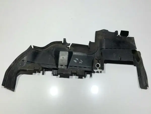 Deflector aer (trager) stanga 4G8121283AG Audi A7 (2010-2018) [4g]