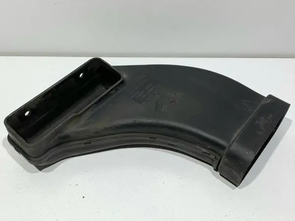 Deflector / difuzor captare aer 28210-2S000 Hyundai ix35 (2010-2013)