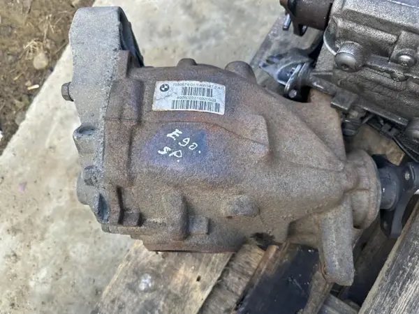 Diferential spate raport 2.47 7556674 BMW Seria 3 (2005-2012) [E90] 2.0d M47 163 cp