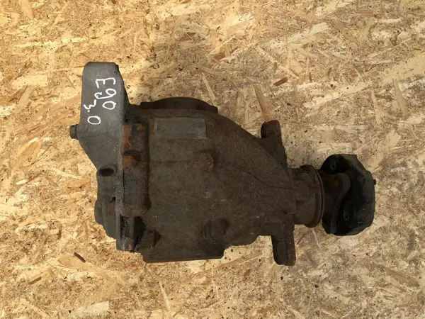Diferential spate raport 2.81 7572520 BMW Seria 3 (2006-2012) [E92] 3.0d n57
