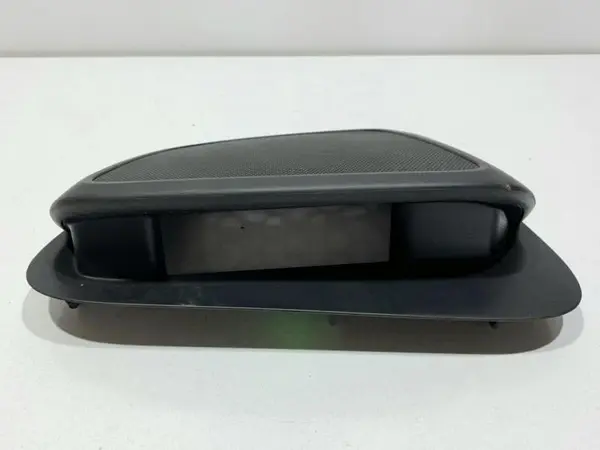 Difuzor audio central bord 30755648 Volvo XC60 (2008-2013)
