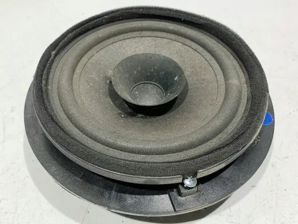 Difuzor audio fata / spate 39102-65J30 Suzuki Grand Vitara 2 (2005->)