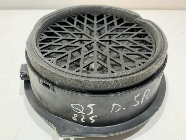Difuzor audio stanga / dreapta spate 8R0035411A Audi Q5 (2008-2012) [8R]
