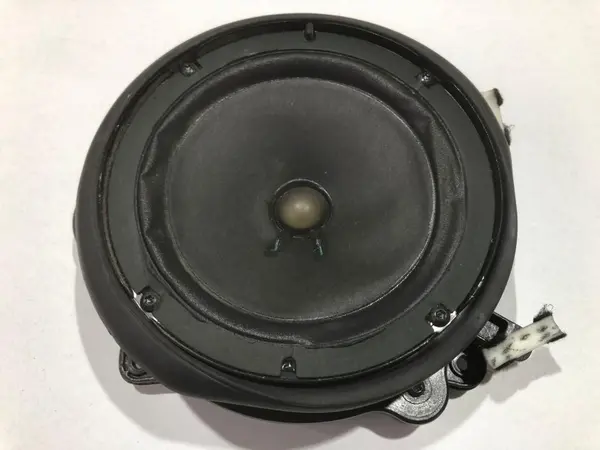 Difuzor audio stanga / dreapta spate bose 4e0035411h Audi A8 (2002-2009) [4E] D3