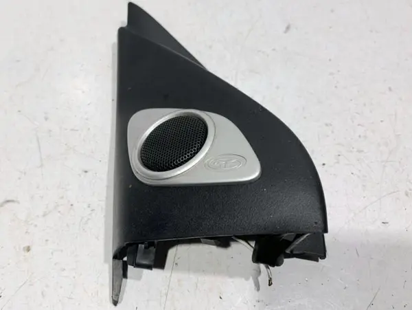 Difuzor audio / tweeter stanga fata Mitsubishi Outlander 2 (2006-2012)