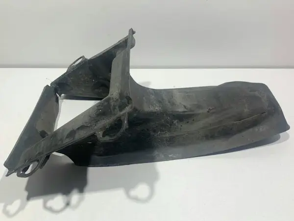 Difuzor captare aer dreapta 4F0145334P Audi A6 (2004-2011) [4F2, C6]
